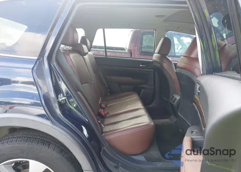 2014 Subaru Outback 3.6R Limited z USA, uszkodzony, nr VIN 4S4BRDPC6E2266555